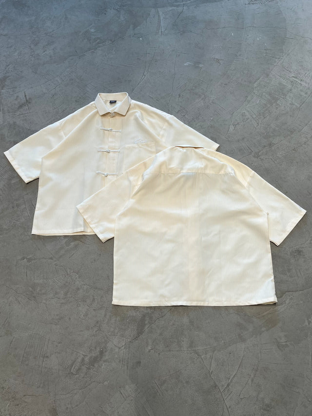 FIRVT YELLOW FROG BUTTON SHIRT