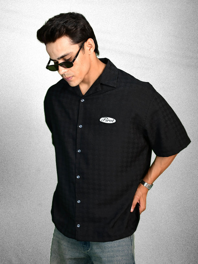 FIRVT TAG BLACK SHIRT