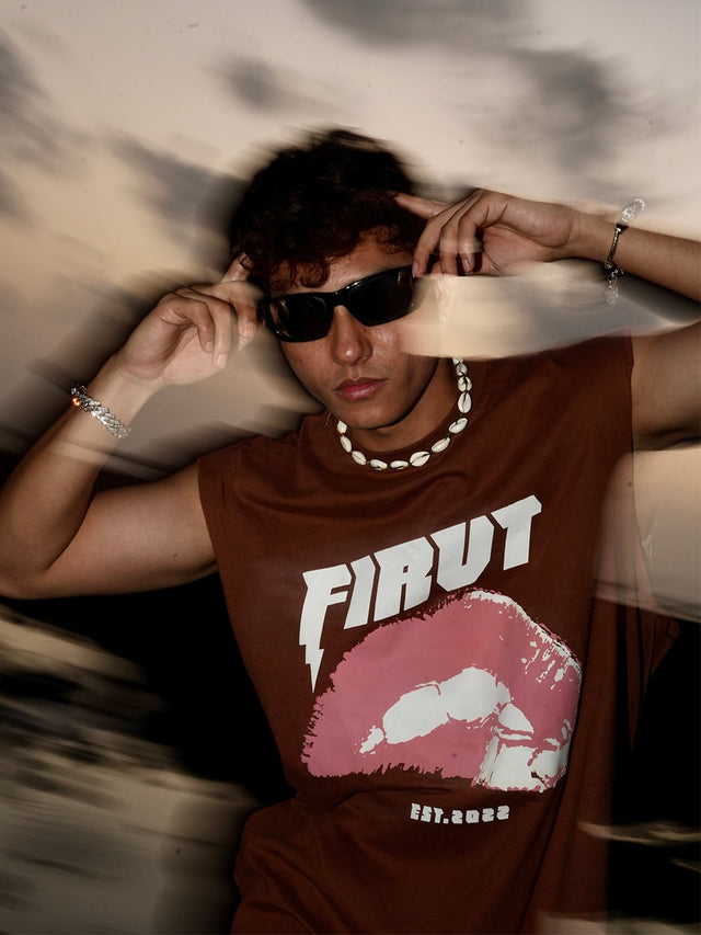 ROSY LIPS BROWN TANK