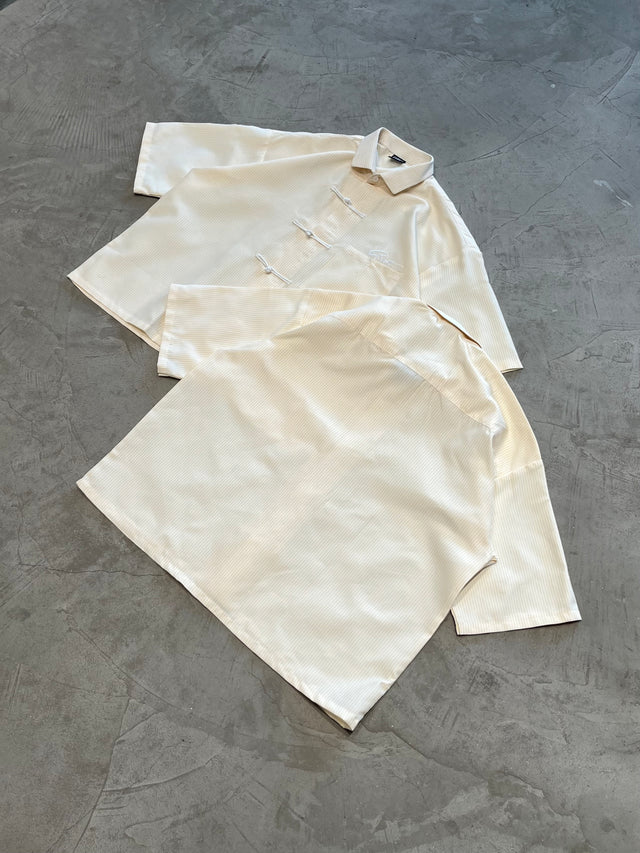 FIRVT YELLOW FROG BUTTON SHIRT