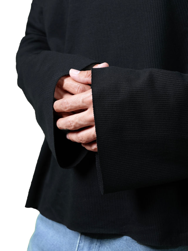 BLACK WAFFLE T-SHIRT