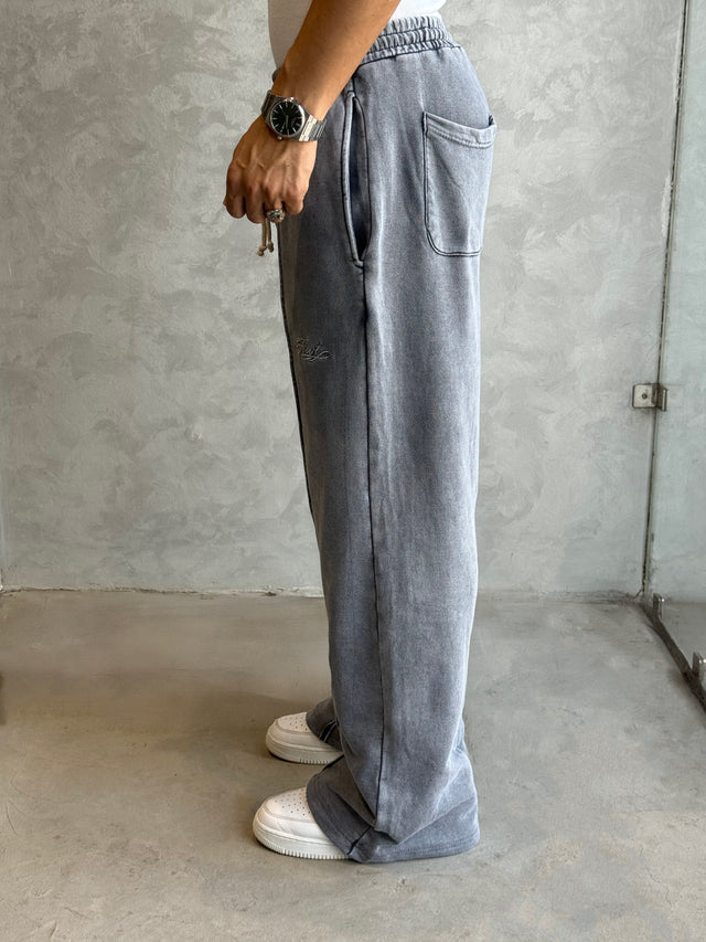 FIRVT SHADOW WASH SWEATPANTS