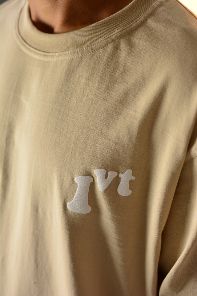 FIRVT CREAM BASIC TSHIRT