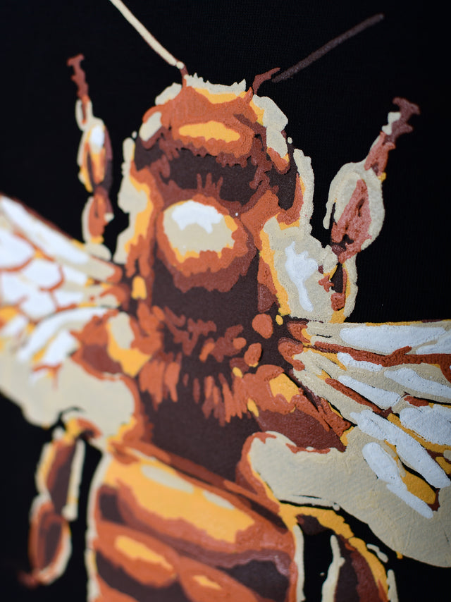 HONEY BEE BLACK SWEATSHIRT