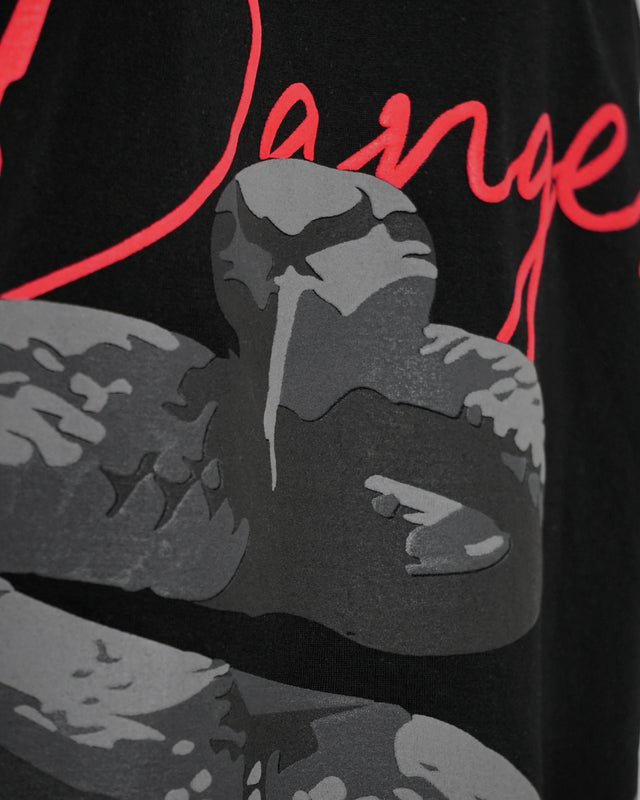 DANGEROUS SNAKE BLACK T-SHIRT