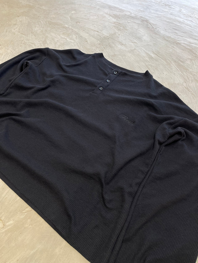 BLACK HENLEY WAFFLE