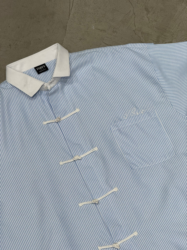 FIRVT BLUE STRIPE FROG BUTTON SHIRT