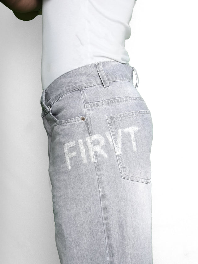 DISTRESSED GREY DENIM