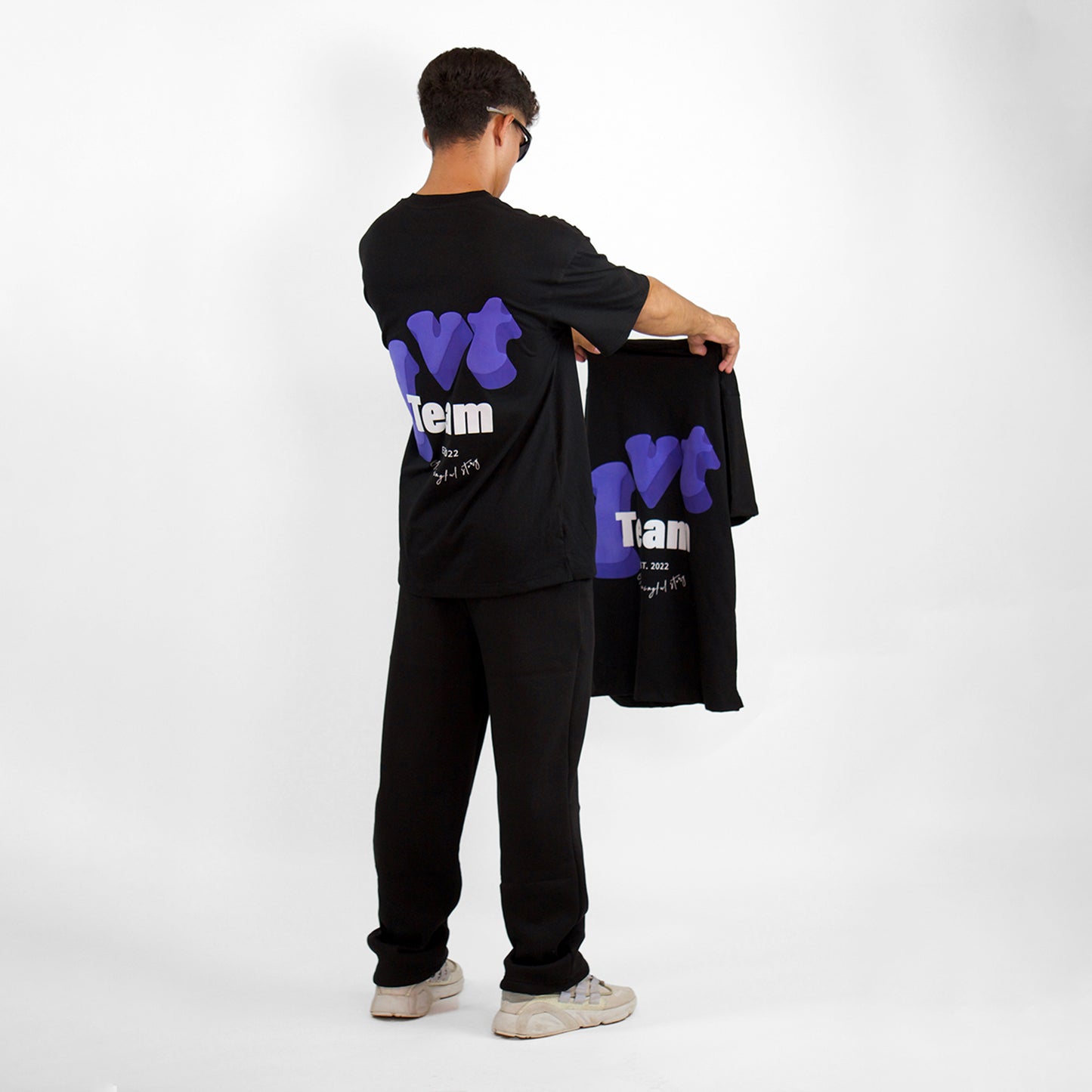 TEAM FIRVT BLACK TSHIRT