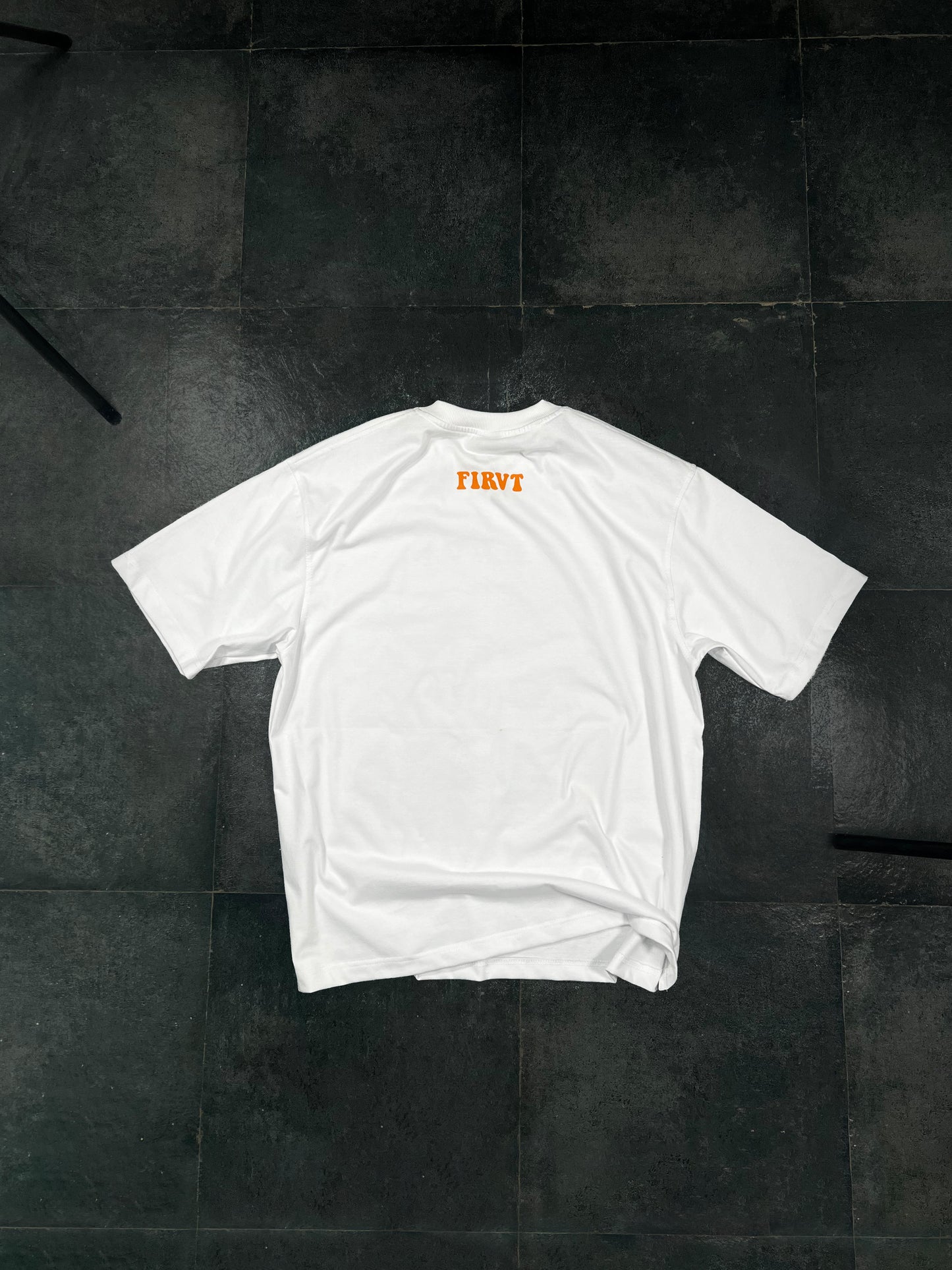 TIMELESS RACE WHITE TSHIRT