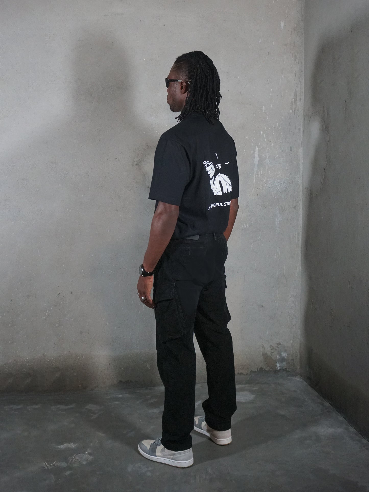 FIRVT BASIC BLACK TSHIRT