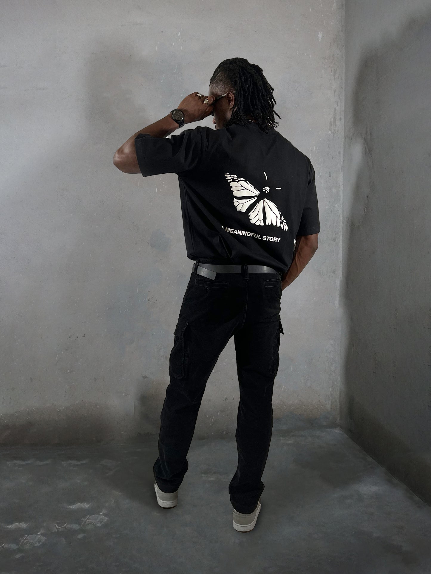 FIRVT BASIC BLACK TSHIRT